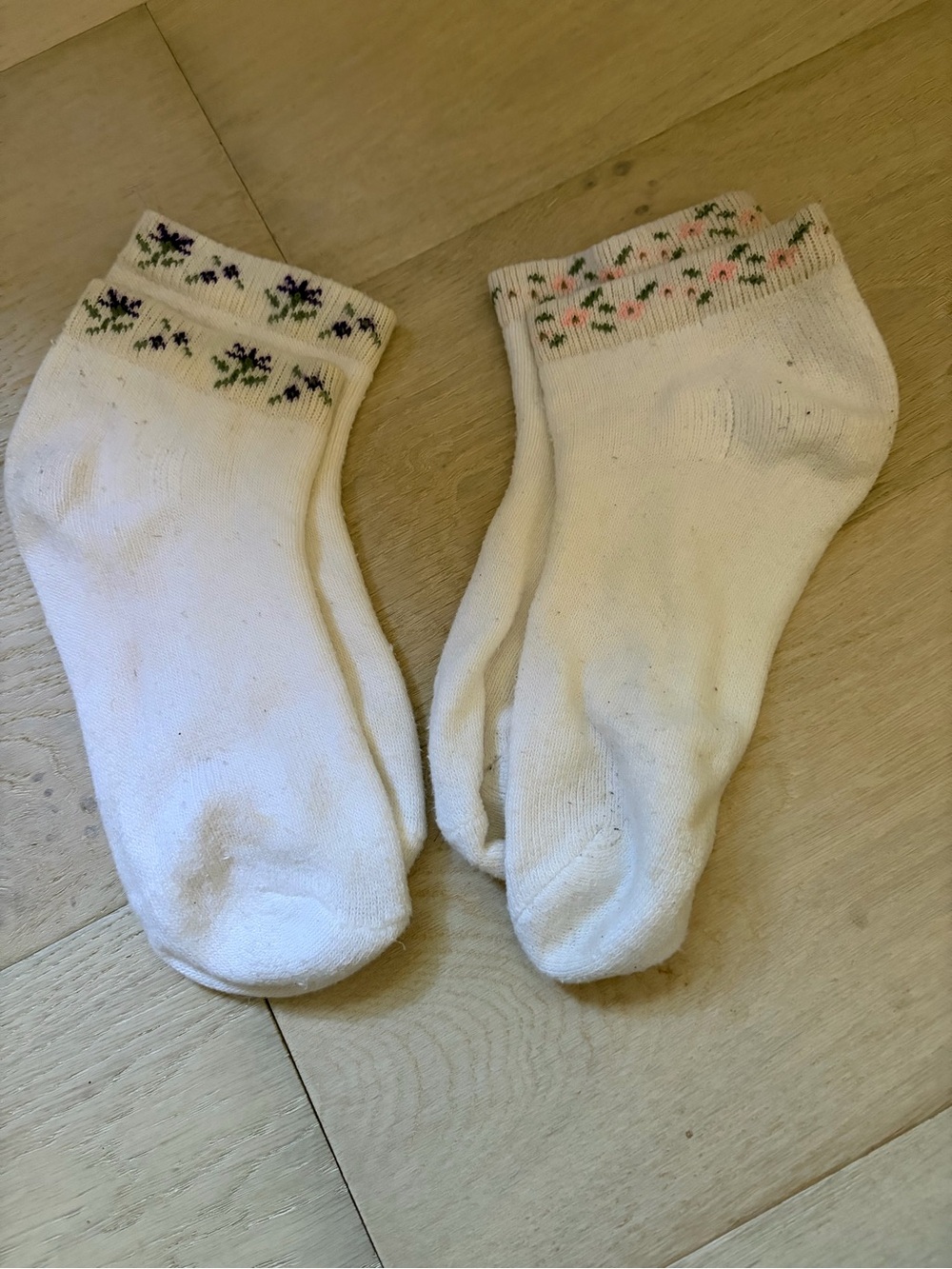 White Ankle Socks with Floral Trim - Pack of 2
